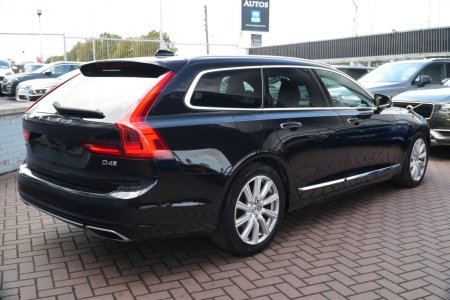 2021 Volvo V90 - photo 4