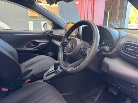 2021 Toyota Yaris - photo 17