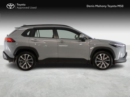 2025 Toyota Corolla Cross - photo 3