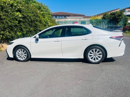 2023 Toyota Camry - photo 9