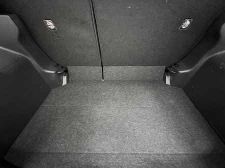 2021 Toyota Yaris - photo 8
