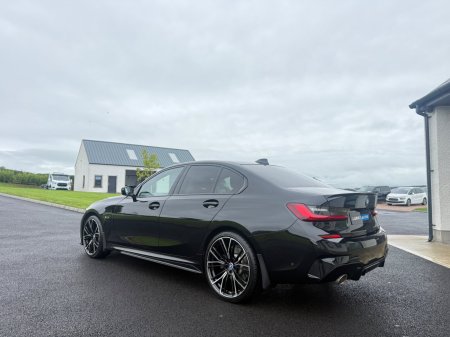 2022 BMW 3-Series - photo 4