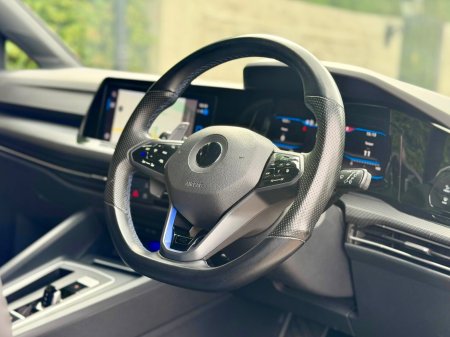 2021 Volkswagen Golf - photo 19