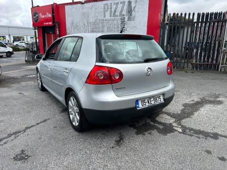 2005 Volkswagen Golf - photo 11