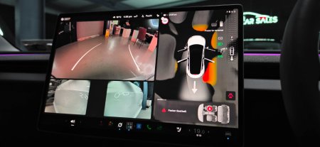 2025 Tesla Model 3 - photo 23