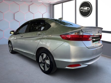 2016 Honda Grace - photo 6