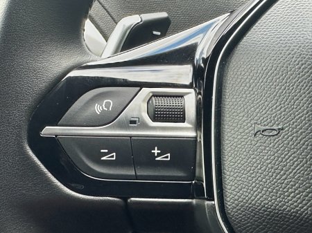 2025 Peugeot 5008 - photo 17