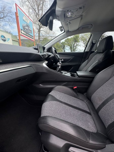 2019 Peugeot 5008 - photo 19