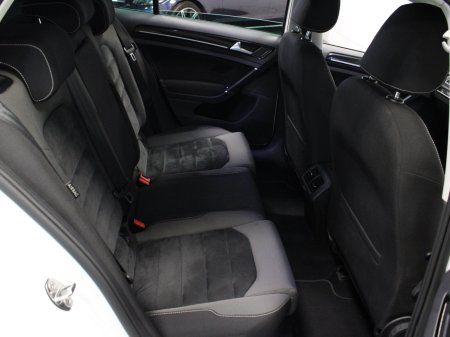2017 Volkswagen Golf - photo 28