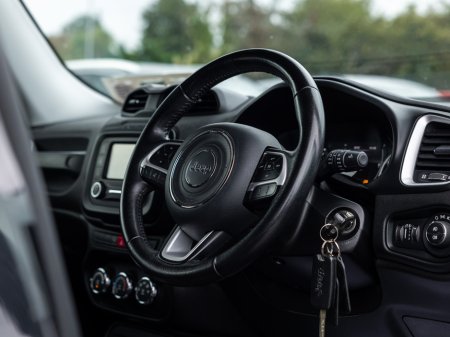 2016 Jeep Renegade - photo 13