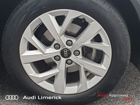 2025 Audi Q2 - photo 9