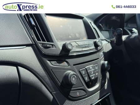 2016 Vauxhall Insignia - photo 2