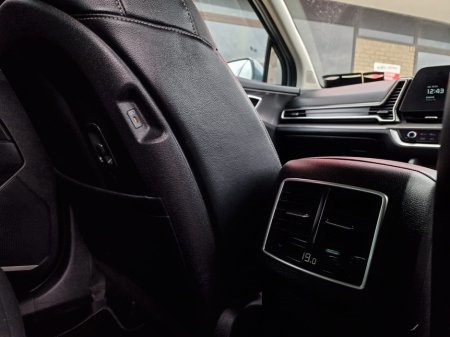 2022 Kia Sportage - photo 10