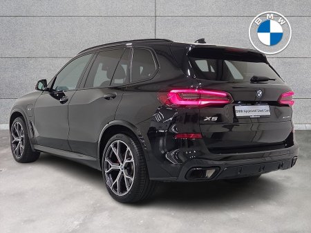 2023 BMW X5 - photo 2