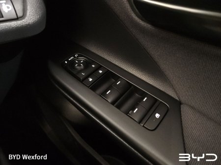 2024 Toyota C-HR - photo 23