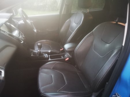 2016 Ford Focus - photo 4