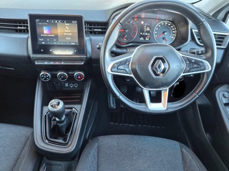 2023 Renault Clio - photo 2