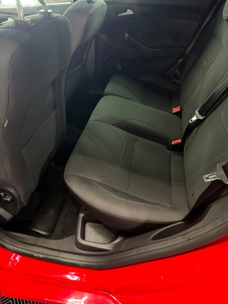 2017 Ford Focus - photo 17