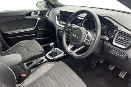 2023 Kia Ceed - photo 9