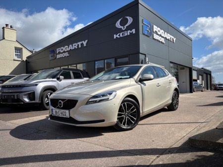 2018 Volvo V40 D2 (120hp) Momentum Edition