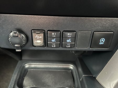 2016 Toyota RAV4 - photo 7