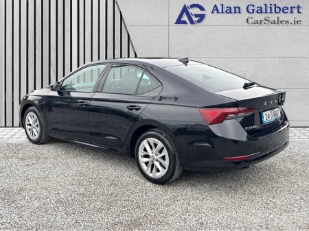 2024 Skoda Octavia - photo 2