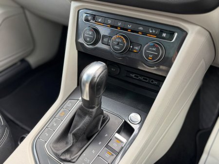 2020 Volkswagen Tiguan - photo 9