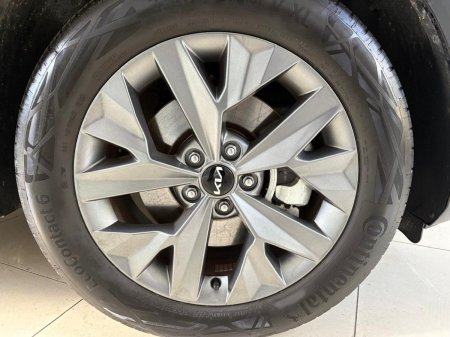 2025 Kia Sportage - photo 3