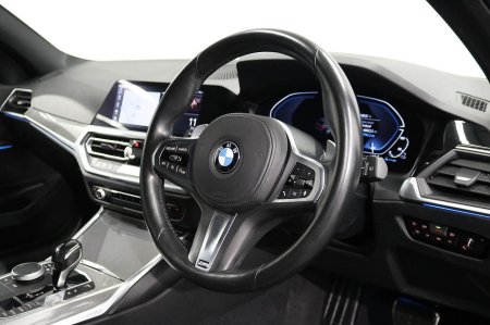 2021 BMW 3-Series - photo 14