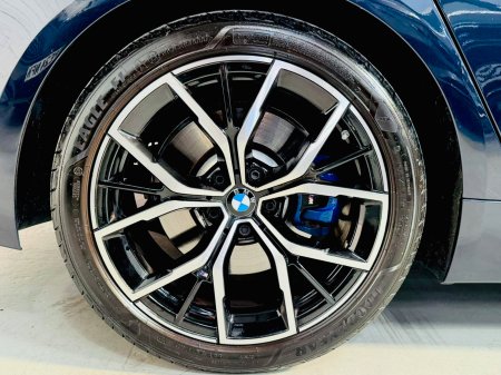 2022 BMW 5-Series - photo 21