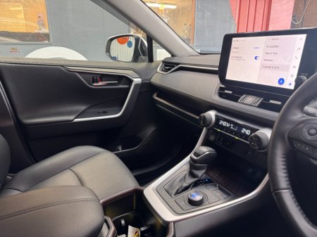 2024 Toyota RAV4 - photo 10