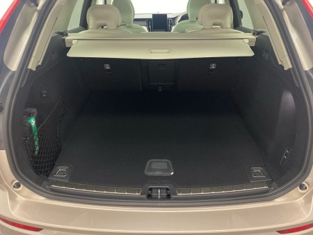 2027 Volvo XC60 - photo 7