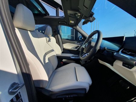 2026 BMW iX1 - photo 12
