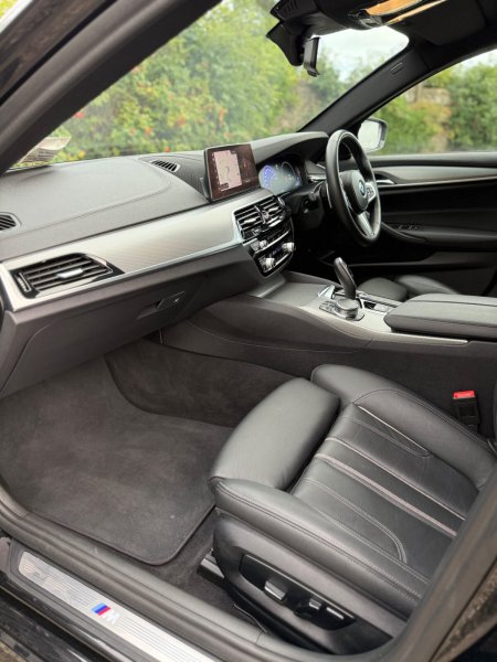 2019 BMW 5-Series - photo 22