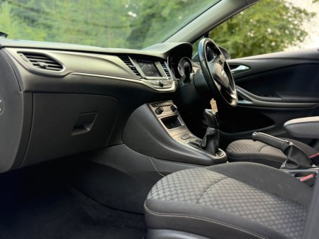 2022 Opel Astra - photo 11