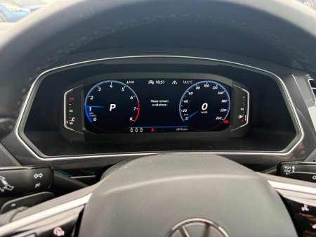 2023 Volkswagen Tiguan - photo 23