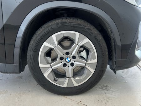 2026 BMW iX1 - photo 14