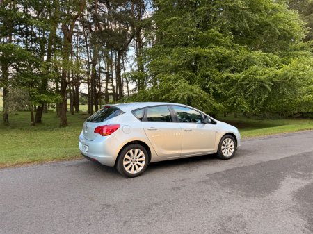 2011 Opel Astra - photo 7