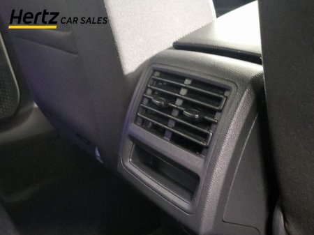 2023 Volkswagen Golf - photo 17