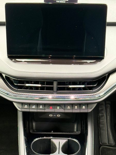 2025 Skoda Enyaq - photo 27