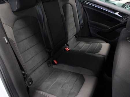 2018 Volkswagen Golf - photo 30