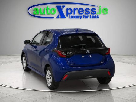 2022 Toyota Yaris - photo 3