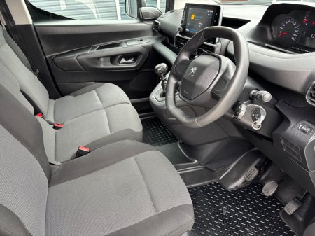 2023 Peugeot Partner - photo 20