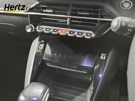 2023 Peugeot 2008 - photo 20