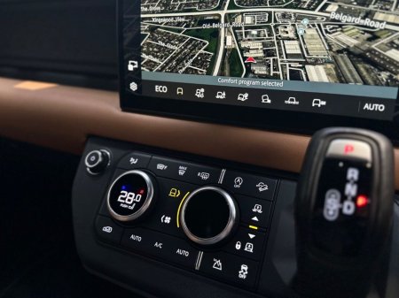 2023 Land Rover Defender - photo 38