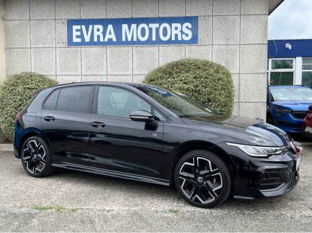2024 Volkswagen Golf - photo 3