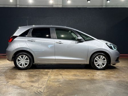 2023 Honda Fit - photo 2
