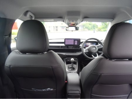2025 Jeep Avenger - photo 6
