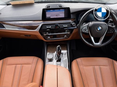 2020 BMW 5-Series - photo 4