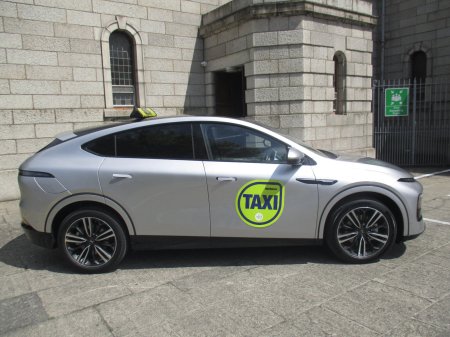 2026 XPeng G6 - photo 2